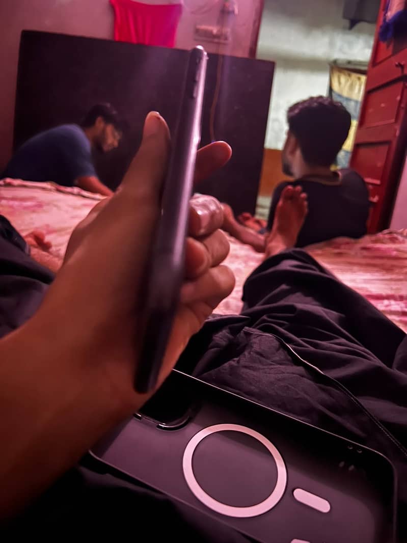 iPhone 11 0