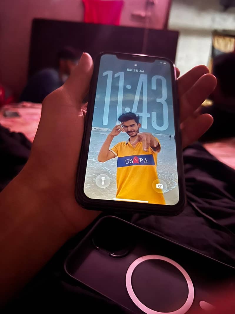 iPhone 11 2