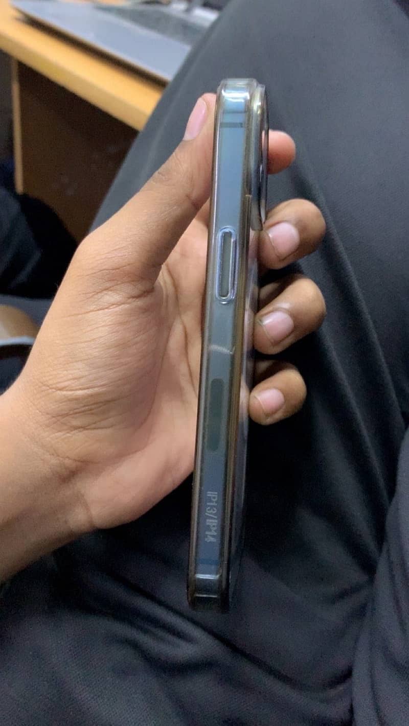 Iphone 13 2