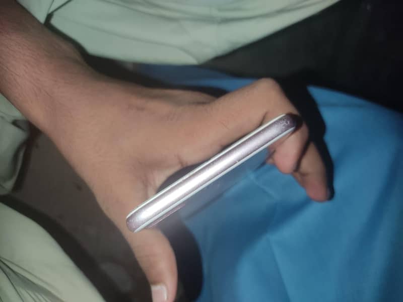 Apple iPhone 7 Plus 1