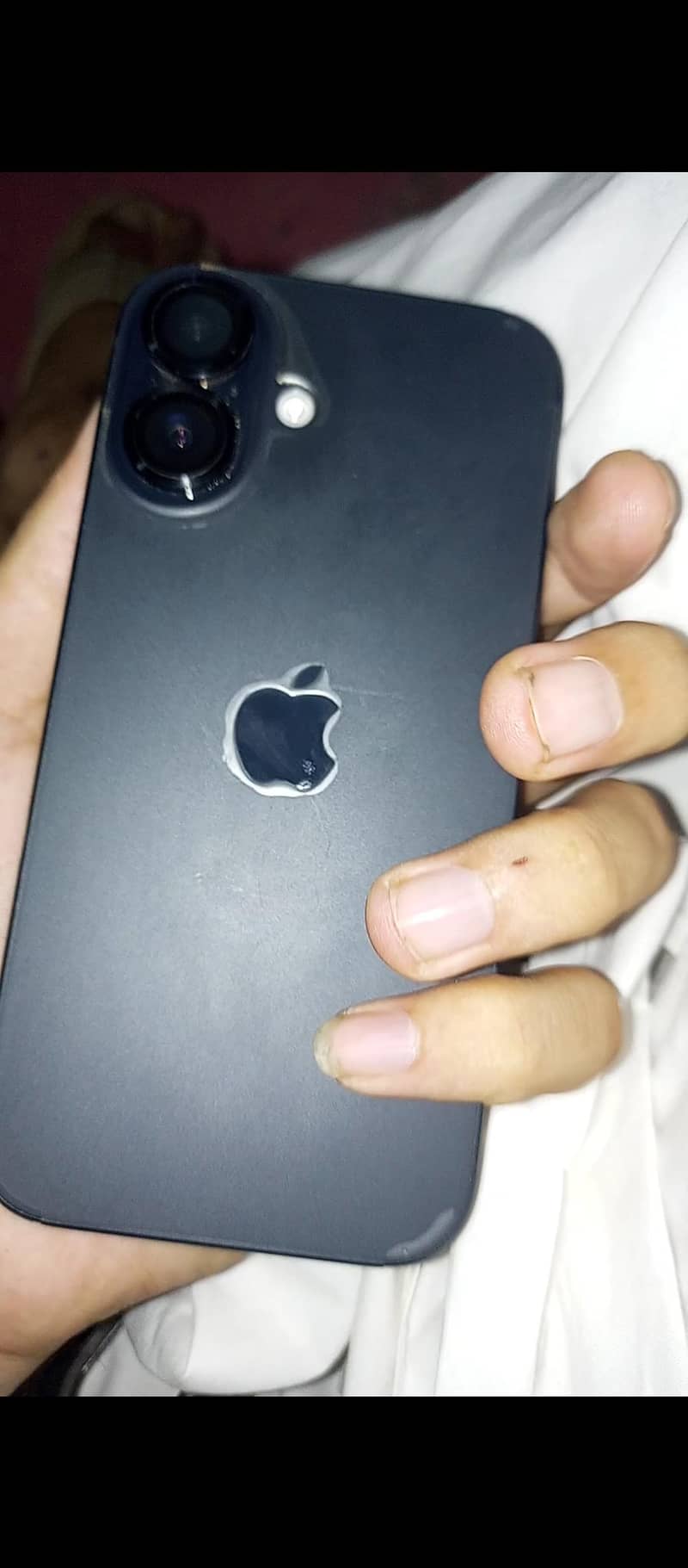 Apple iPhone 16 0