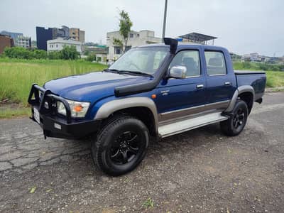 Toyota Hilux 2003