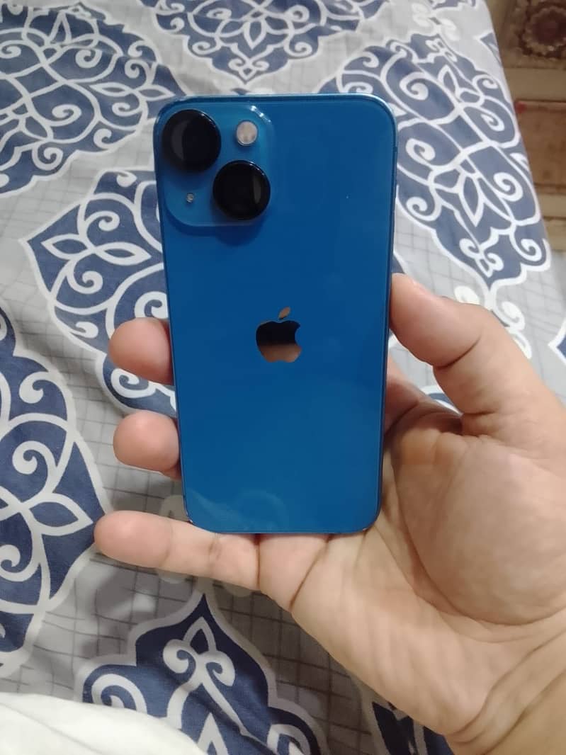 Apple iPhone 13 mini 6