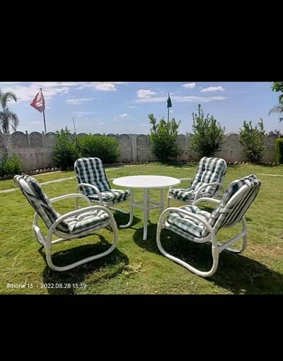 Garden Chairs / Lawn chairs / 03115799448