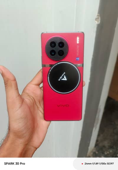 Vivo X90s