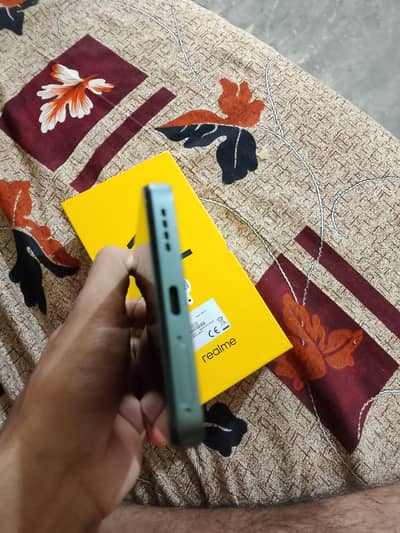 Realme 12