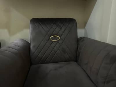 7 seater sofa only 4 month in use
