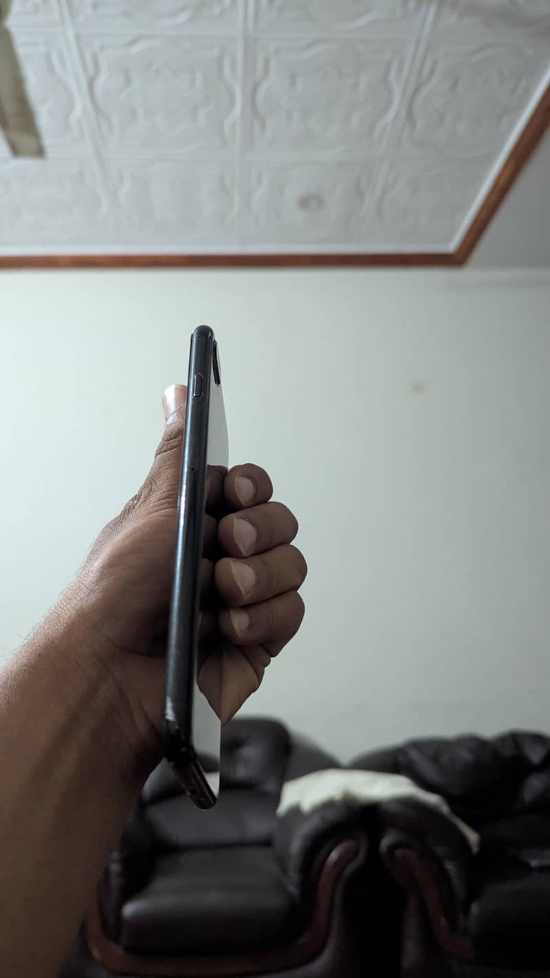 Apple iPhone 7 Plus 2