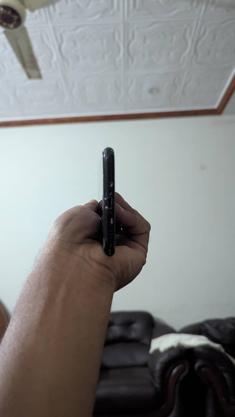 Apple iPhone 7 Plus 3