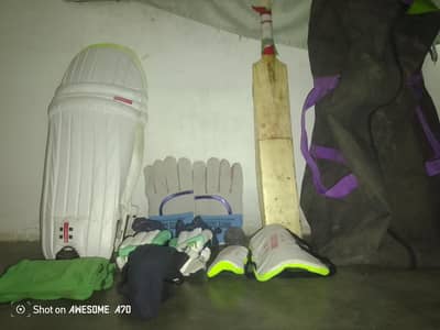 (Kids) Hard Boll cricket kit (Best condition)
