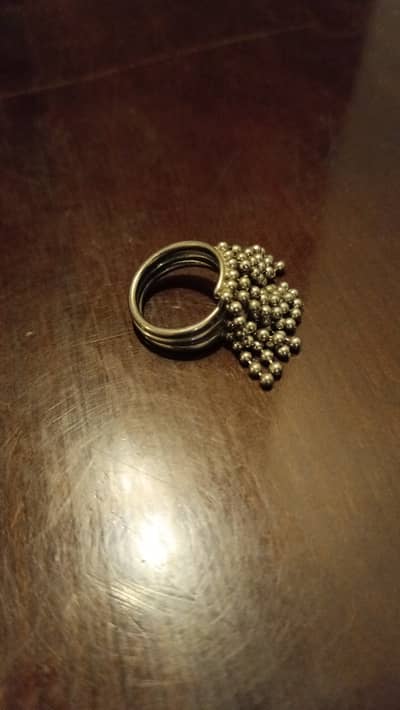 Antique style rings