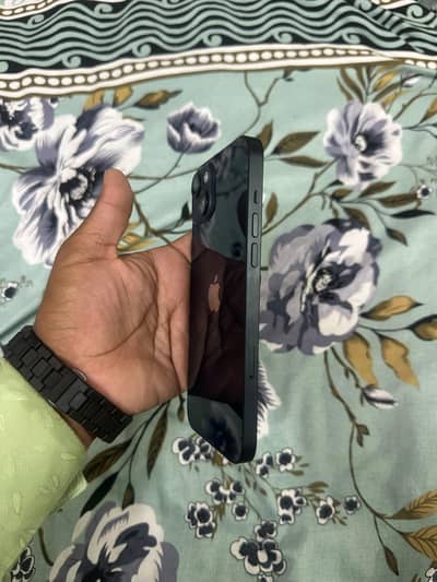 Apple iPhone 14 plus