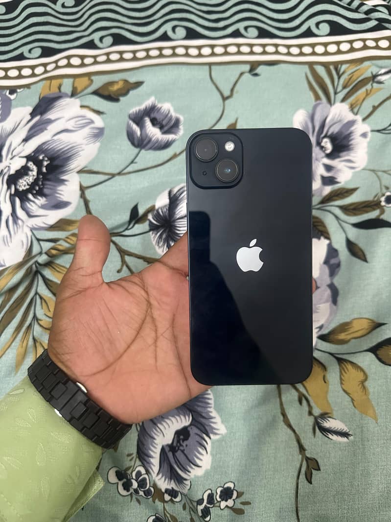 Apple iPhone 14 plus 3