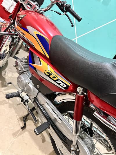 Honda CD 70 2025