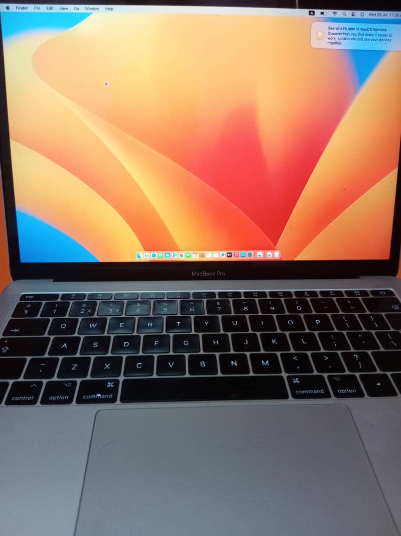 MacBook Pro 1