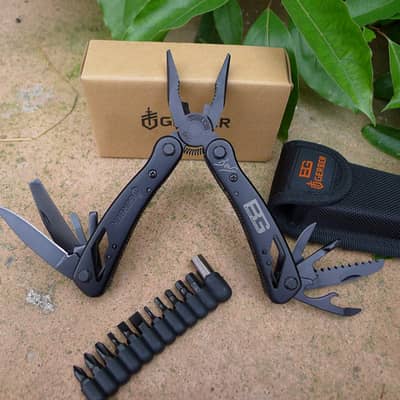 9 in 1 Gerber Multitool Kit With 11 Piece Bit Set Screwdrivers Tool