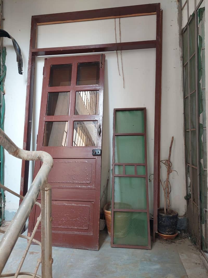 home door 0