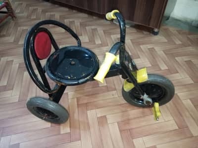 kids cycle in good condition 03125848299