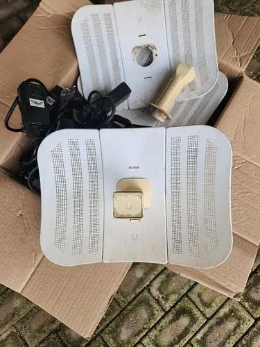 Litebeam M5 5GHz Wireless CPE – Excellent Condition