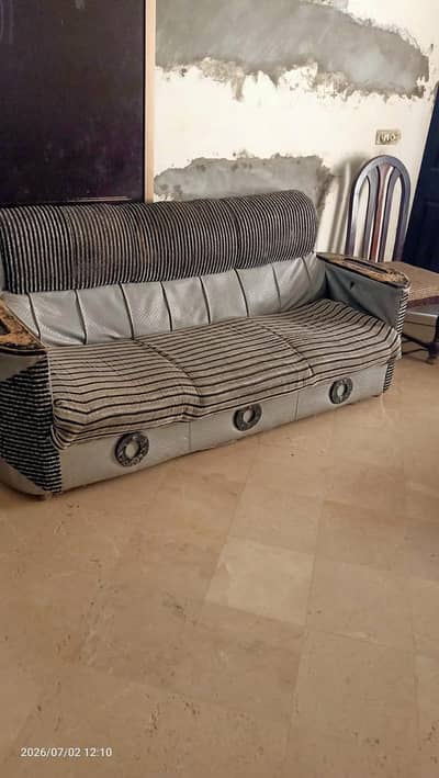 3 seater Sofa set & Show case