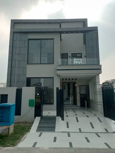 Reserve A Centrally Located House In OLC - Block A