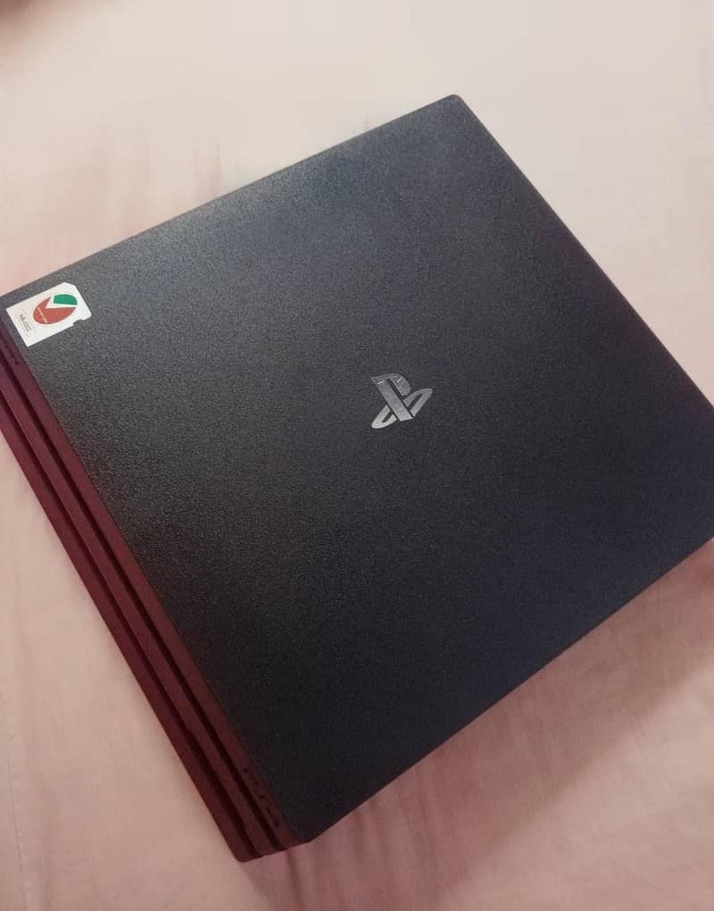 PS4 PRO 3