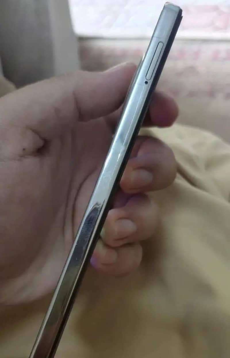 Tecno CAMON 30 1