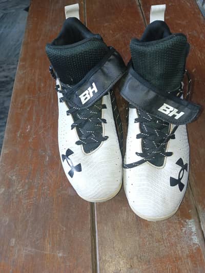 selling studs shoes