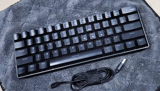 A little bit use keyboard only three to four days blue switch keyboard