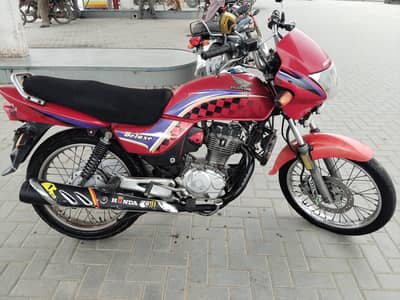 Honda Deluxe 2013 model for sale