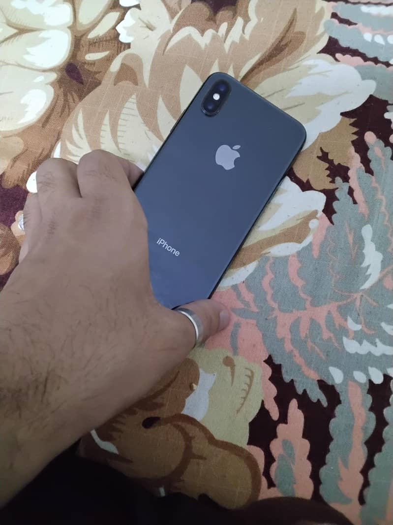 Apple iPhone X 1
