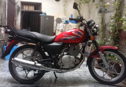suzuki gs 150 se