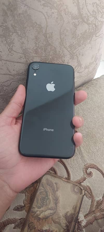 Apple iPhone XR