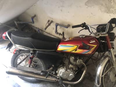 HONDA CG 125 ALL OK 2004 MODEL BHOT REASONABLE PRICE MAI