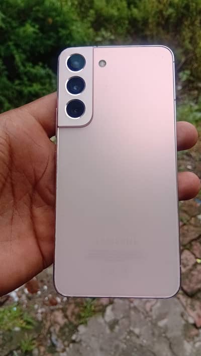 Samsung Mobile S22