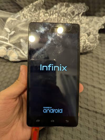 Infinix Hot 4