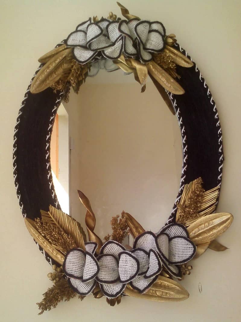 wall hanging 0