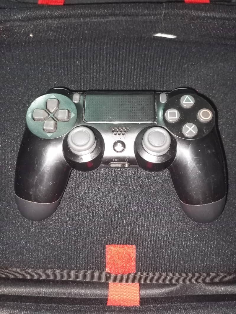 PS4 controller 0