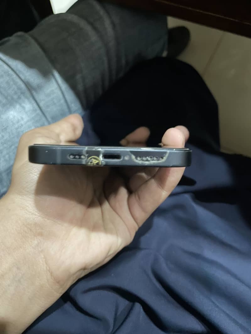 iPhone 12 1