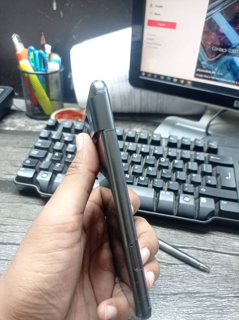Google Pixel 8 2