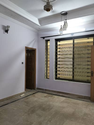 2 Beds Ground Floor Lane 4 Peshawar Road Rawalpindi