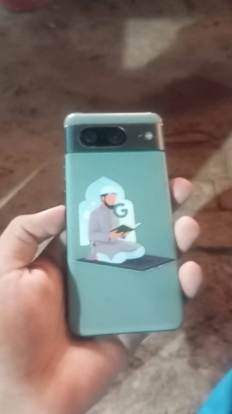 Google Pixel 8 3