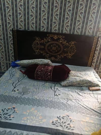 bed for sale in side tables