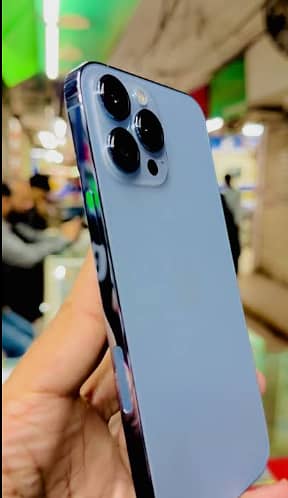 Apple iPhone 13 Pro 0