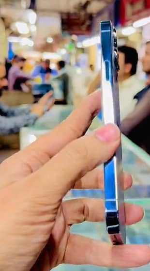 Apple iPhone 13 Pro 3