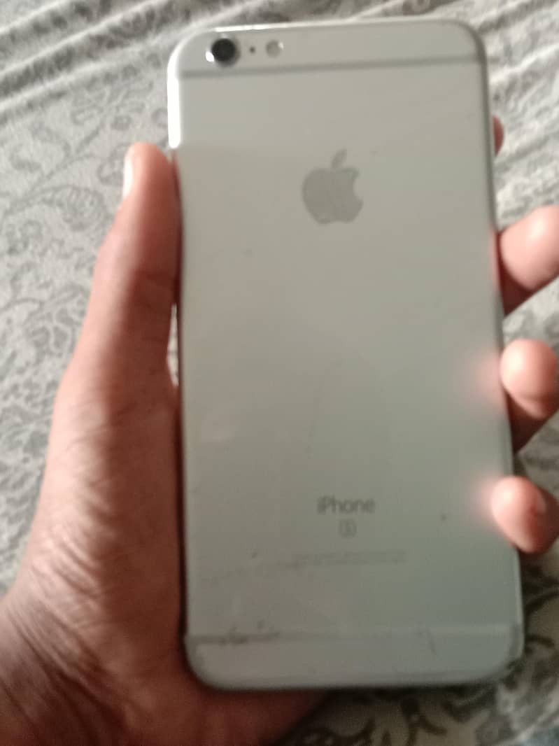 Apple iPhone 6S Plus 3