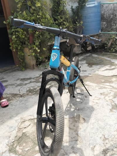 Cycle 8/12 saal ky bachy ki