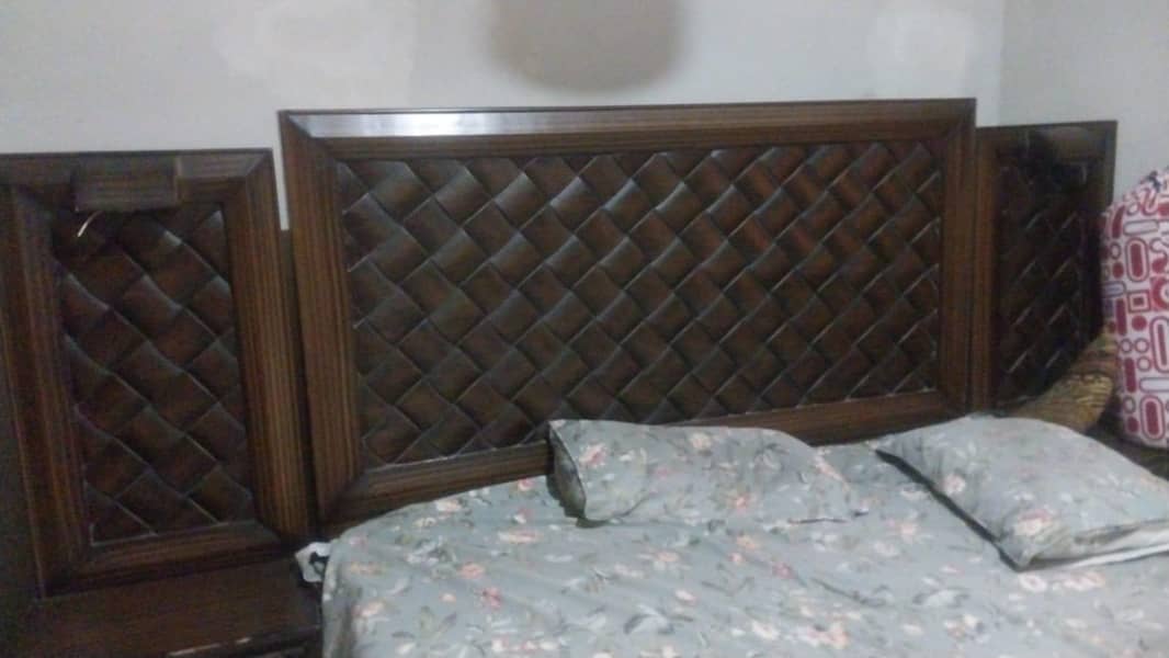 Double bed with wardrobe 0