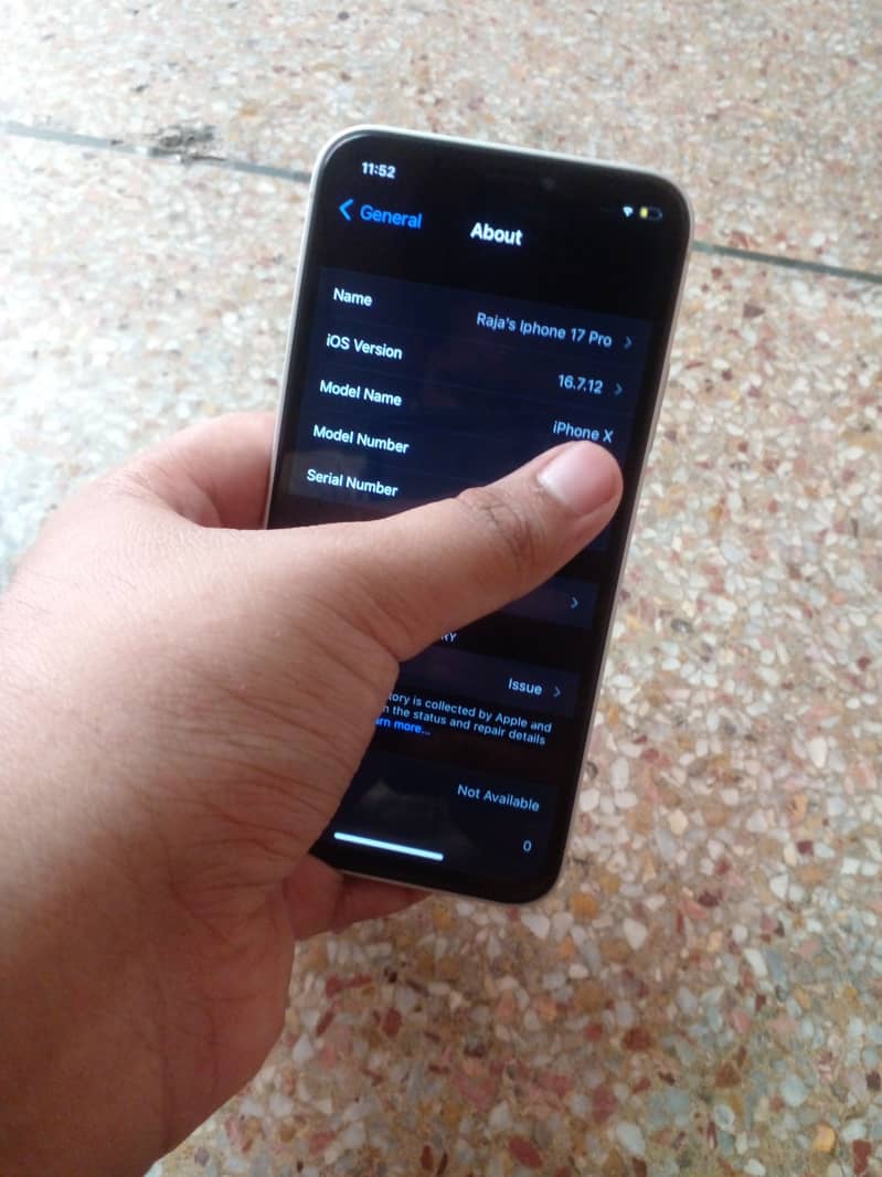 Apple iPhone X 3