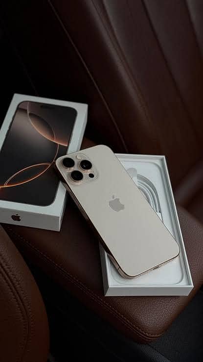 Apple iPhone 16 Pro Max 1
